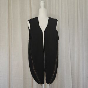 David and Young Black Knit Vest